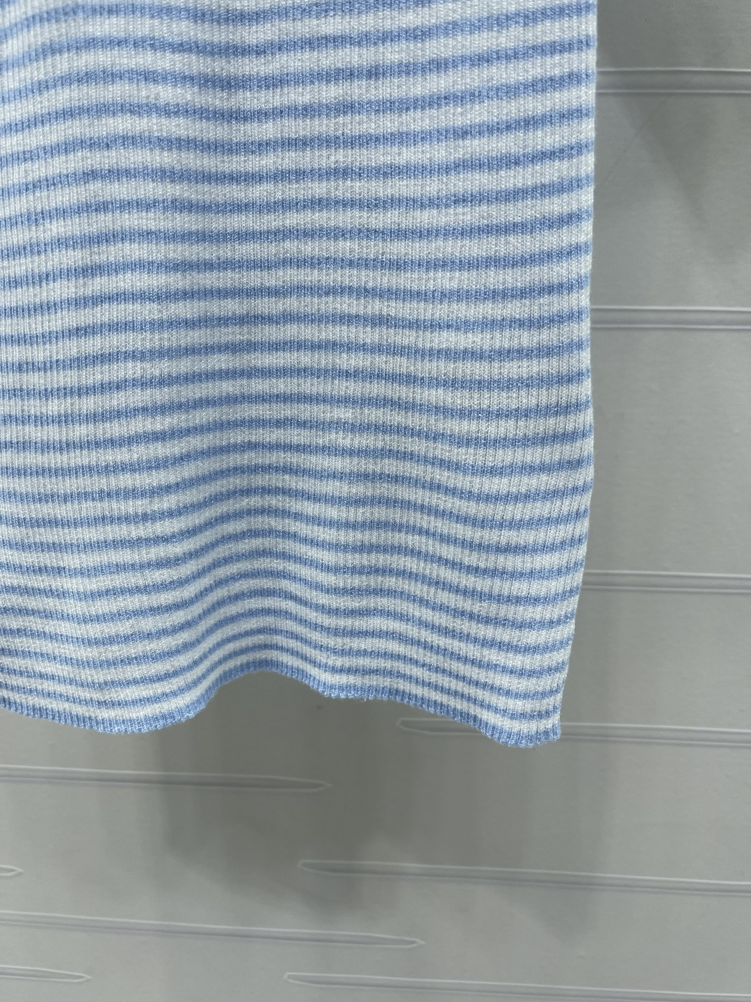 Women's short sleeves